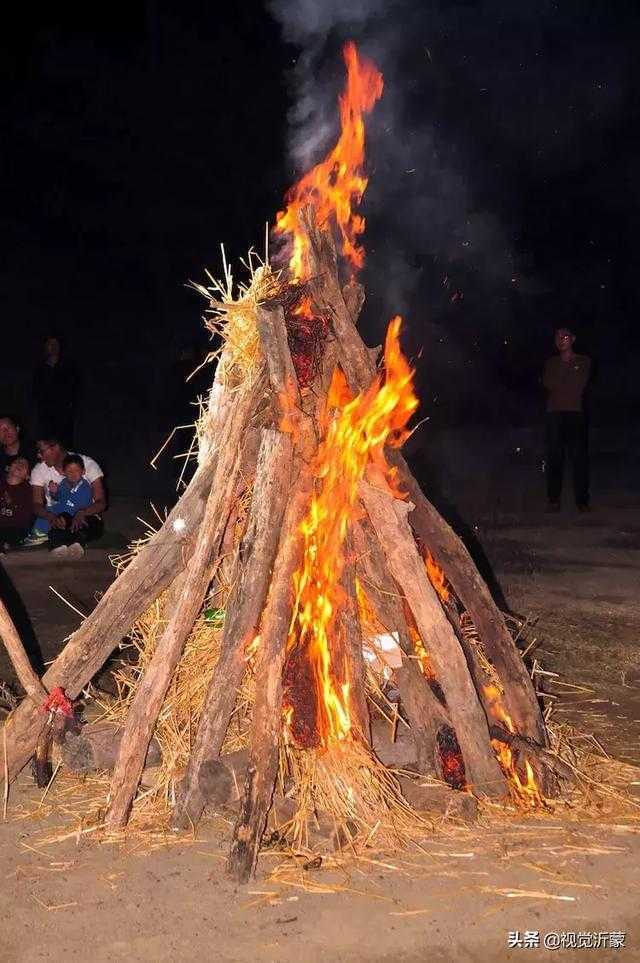 观音山上  白天夜晚嗨起来