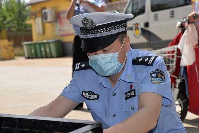 经济区交警实施生命防护工程行动